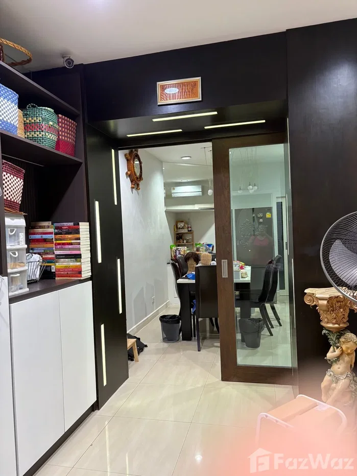 รูป ขาย ทาวน์เฮ้าส์ 4 ห้องนอน ในโครงการ บ้านกลางกรุง สาทร-นราธิวาส 6196291 - รูปที่ 4/38