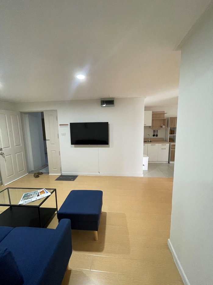 picture urgent sale 2 bed room one bathroom close to BTS  - 3/17