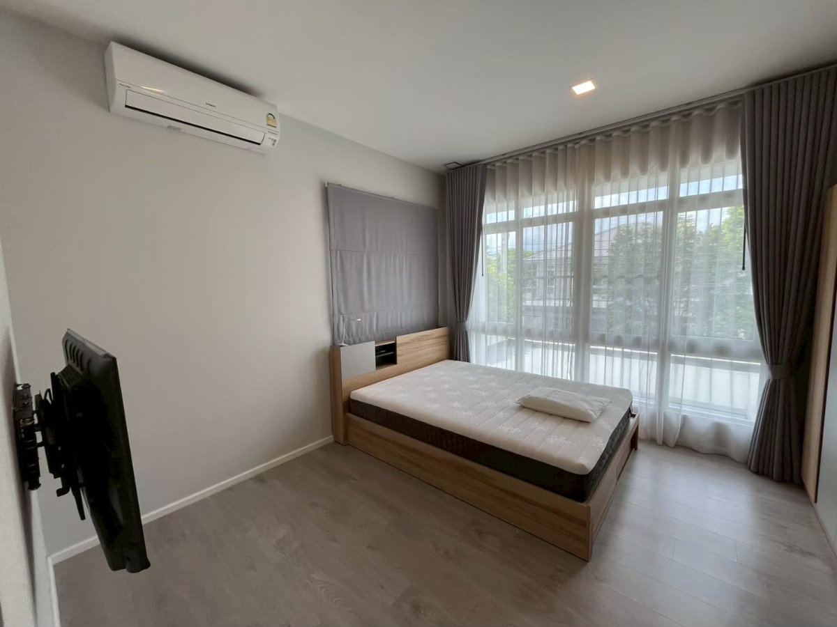 รูป RS5842 ให้เช่าบ้านเดี่ยวหรู มัณฑนา บางนา-วงแหวน (รามคำแหง 2)บ้านสไตล์โมเดิร์น แต่งครบ พร้อมอยู่  - รูปที่ 20/21