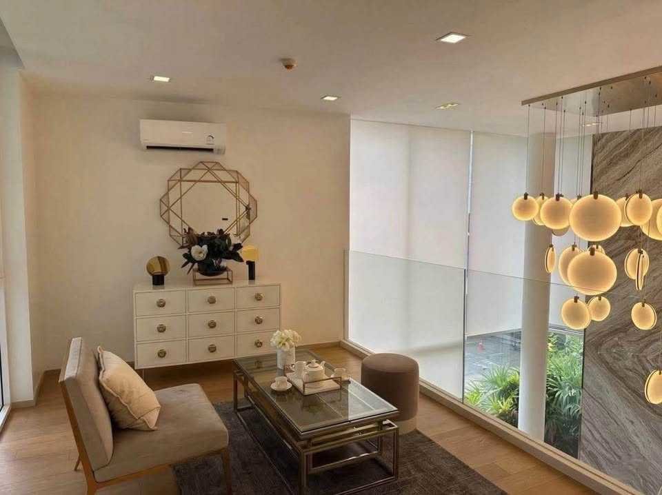 รูป LTHC15038 -Luxury House Private Pool for Sale Lat Phrao | Family Living Best Value | Near BTS Ha Yaek Lat Phrao | 55 MB - รูปที่ 2/6