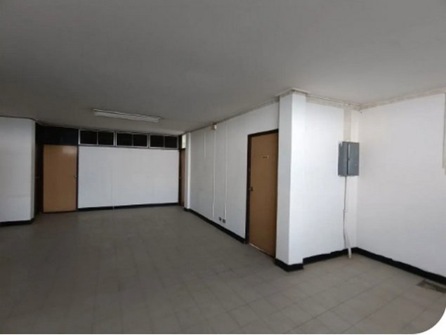 picture FOR SALE  OFFICE PROPERTY  10913000 BAHT. - 3/8