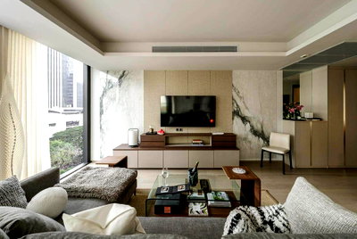 คอนโดให้เช่า : +++เช่าด่วน+++ Tonson One Residence**1 ห้องนอน 67 ตร.ม. ชั้น 7 แต่งครบพร้อมอยู่!!