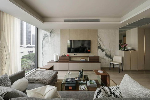 +++เช่าด่วน+++ Tonson One Residence**1 ห้องนอน 67 ตร.ม. ชั้น 7 แต่งครบพร้อมอยู่!!