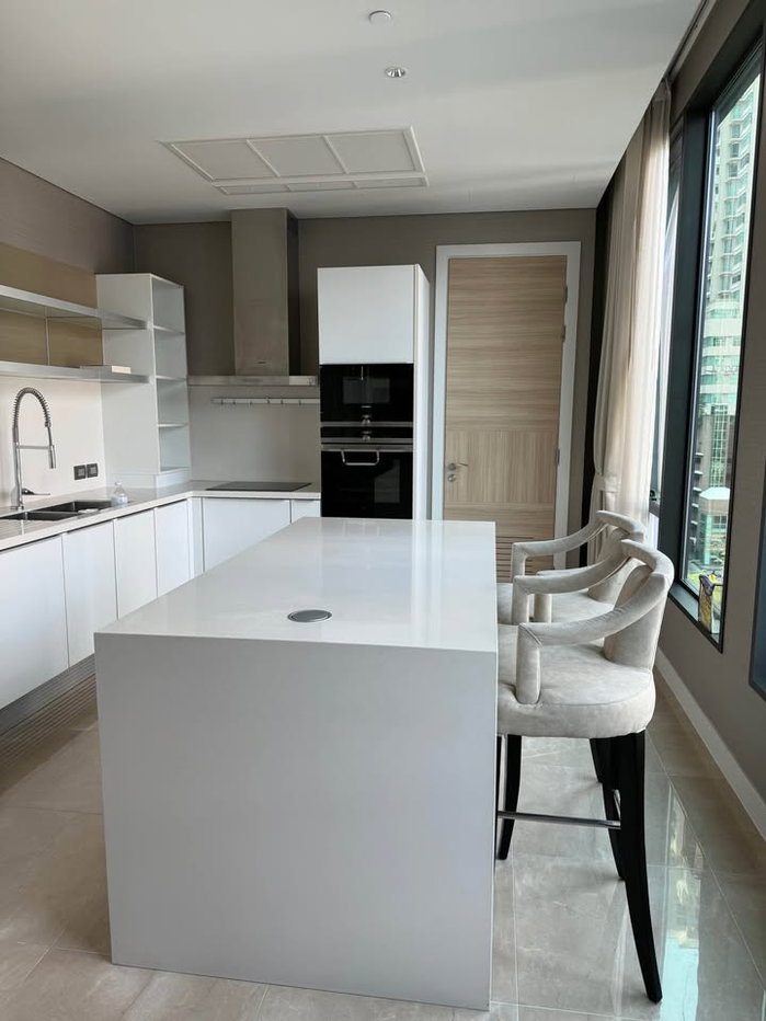 รูป +++เช่าด่วน+++ Sindhorn Residence** 2 ห้องนอน ขนาด 158 ตร.ม. - รูปที่ 4/10