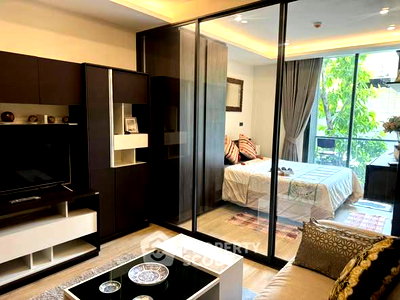 คอนโดให้เช่า : คอนโด 1-ห้องนอน ที่ 168 สุขุมวิท 36 ใกล้ BTS ทองหล่อ (ID 2817039)