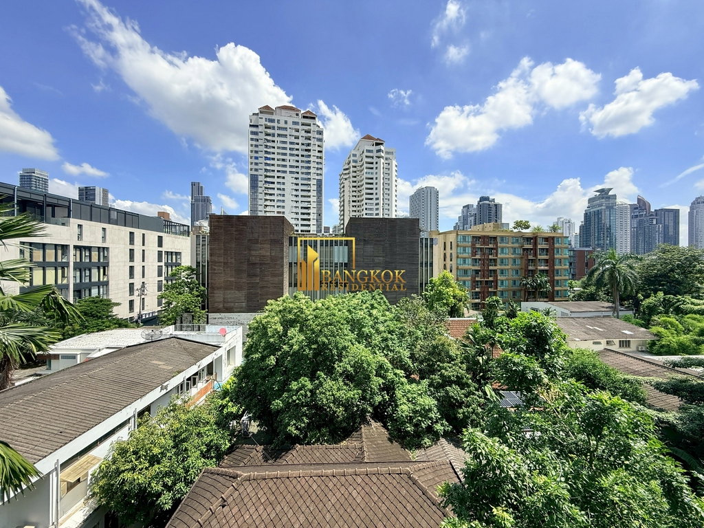 รูป Renovated 3 Bedroom Apartment For Rent in Thonglor Area - BR21324AP - รูปที่ 8/44