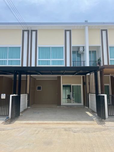 Townhouse for rent, Essen Pinklao-Phutthamonthon Sai 5, 3 bedrooms, 2 bathrooms, near Mahidol University, Salaya