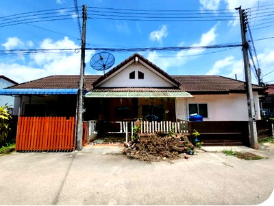 ทาวน์โฮม สุราษฎร์ธานี : BP00664 ขายทาวน์เฮ้าส์ หมู่บ้าน บ้านมงคลสิทธิ์ ตำบล มะขามเตี้ย อำเภอ เมืองสุราษฎร์ธานี จังหวัด สุราษฎร์ธานี