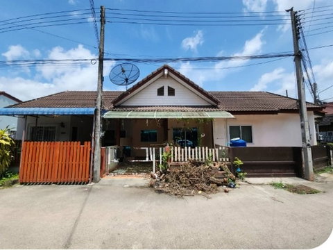 BP00664 ขายทาวน์เฮ้าส์ หมู่บ้าน บ้านมงคลสิทธิ์ ตำบล มะขามเตี้ย อำเภอ เมืองสุราษฎร์ธานี จังหวัด สุราษฎร์ธานี