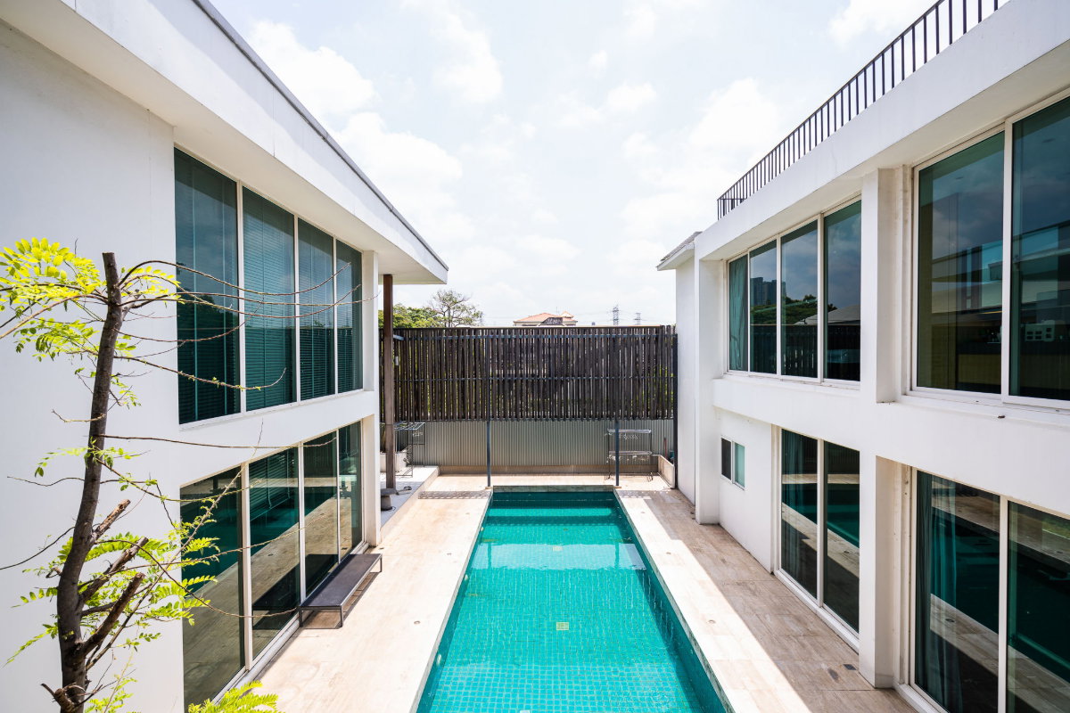 รูป ขายบ้านบางนา พร้อมสระว่ายน้ำ ใกล้ Mega บางนา - รูปที่ 4/66