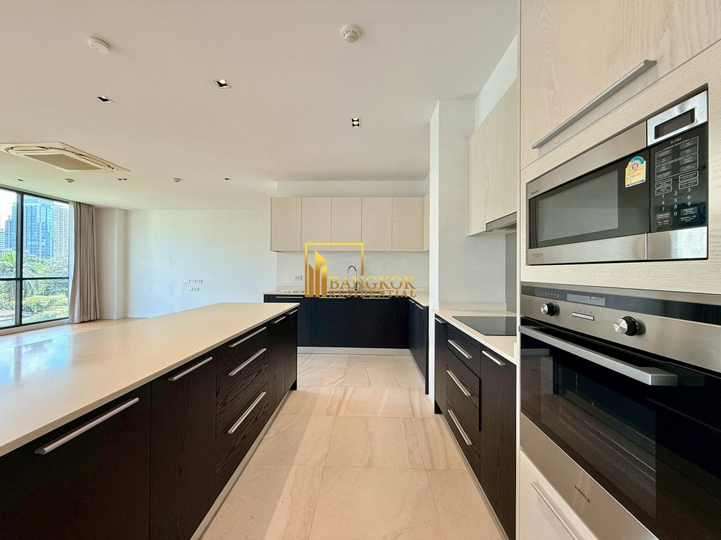 รูป Renovated 3 Bedroom Apartment For Rent in Thonglor Area - BR21324AP - รูปที่ 10/44