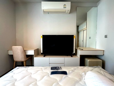 Condos for rent : Life Ladprao Condo for Rent 2 Bedroom 52 sqm near BTS Call 063-6165390