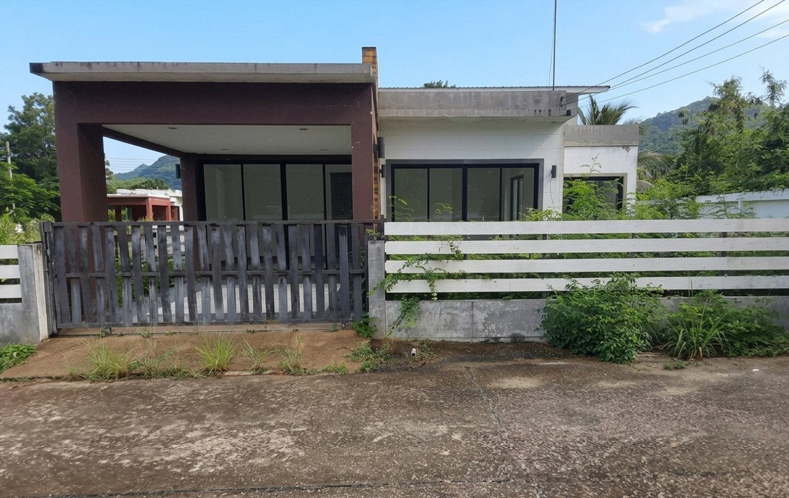 picture HOME 65 Sq.w. Cha-Am Petchburi for 1.3M - 5/12