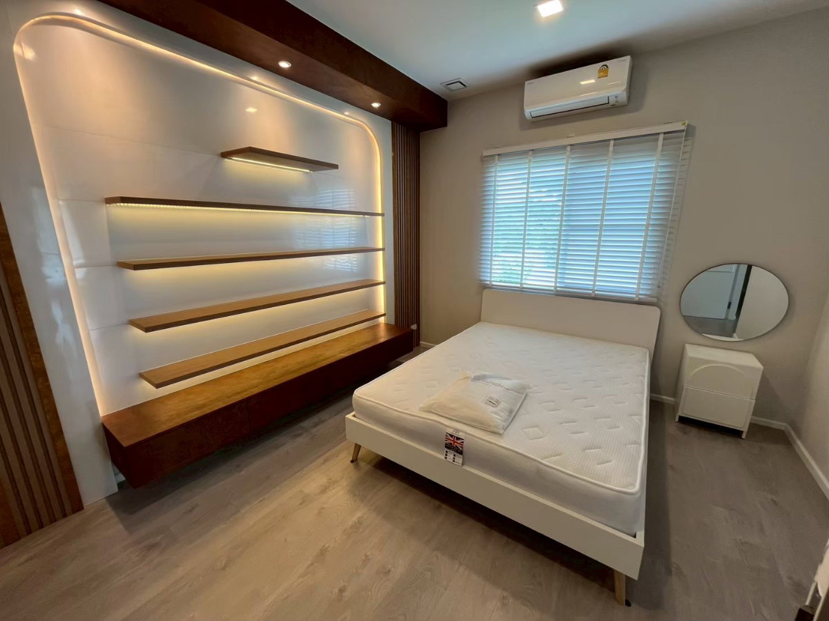 รูป RS5842 ให้เช่าบ้านเดี่ยวหรู มัณฑนา บางนา-วงแหวน (รามคำแหง 2)บ้านสไตล์โมเดิร์น แต่งครบ พร้อมอยู่  - รูปที่ 19/21