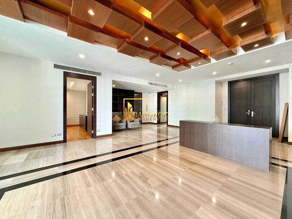 รูป Ideal 24 | Beautiful 3 Bedroom Luxury Condo in Phrom Phong - BR15898CD - รูปที่ 2/58
