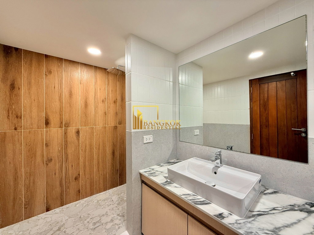 รูป Royal Castle | Spacious 3 Bed Condo For Rent in Phrom Phong - BR61259CD - รูปที่ 18/38