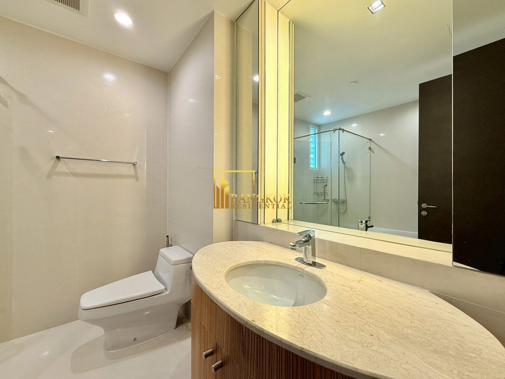 รูป Ideal 24 | Beautiful 3 Bedroom Luxury Condo in Phrom Phong - BR15898CD - รูปที่ 28/58