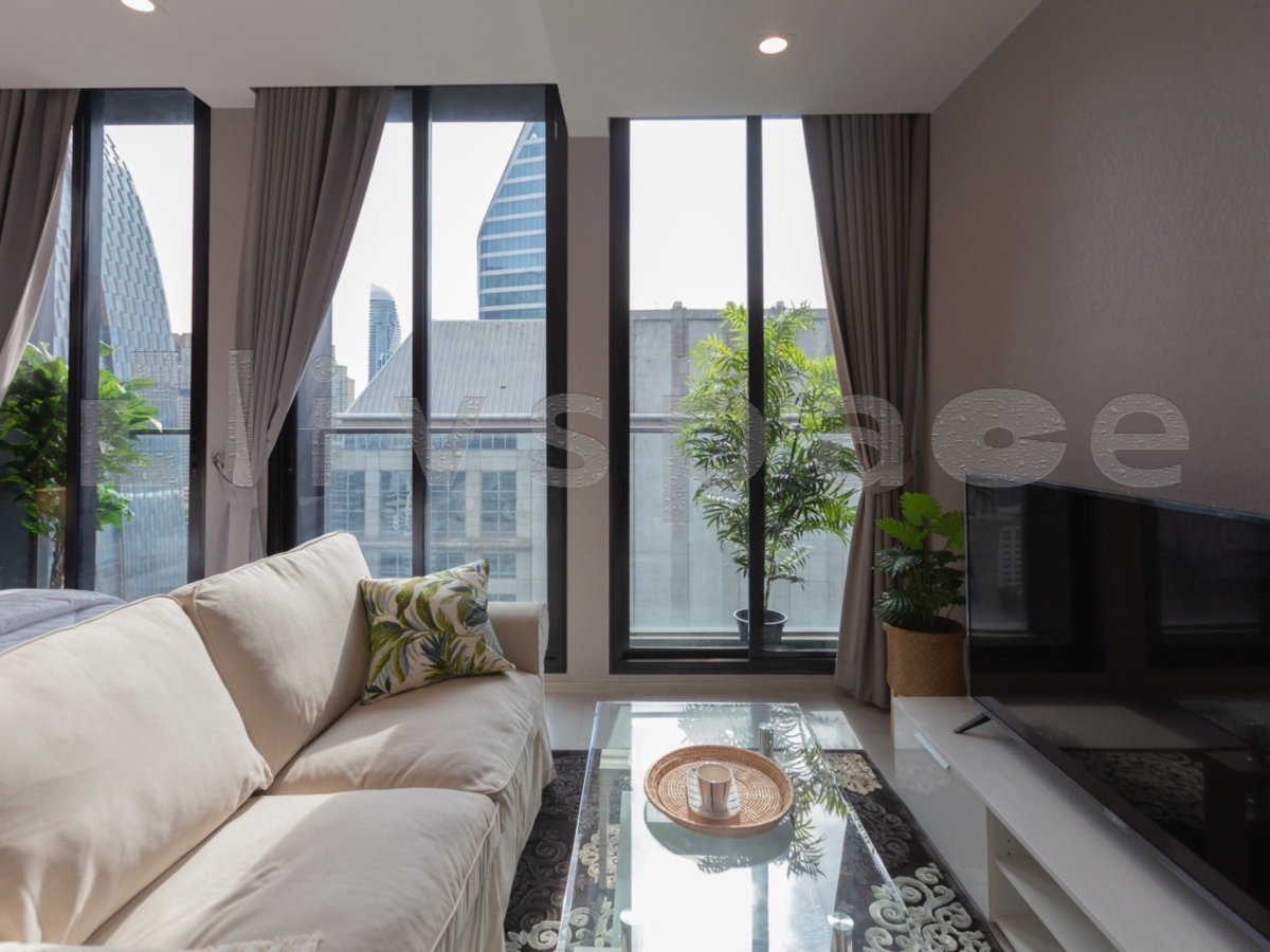 รูป ▚ LI169ツ ให้เช่า: Noble Ploenchit 1 ห้องนอน 45sqm. ✨ ห้องแต่งสวย ราคาดีที่สุด! วิวเมืองและรถไฟฟ้าสวยสุดๆ พร้อมเข้าอยู่ 🏙️ - รูปที่ 2/11