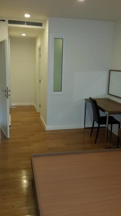 picture Condo for Rent at Condolette Light Convent (D6904030) - 5/11