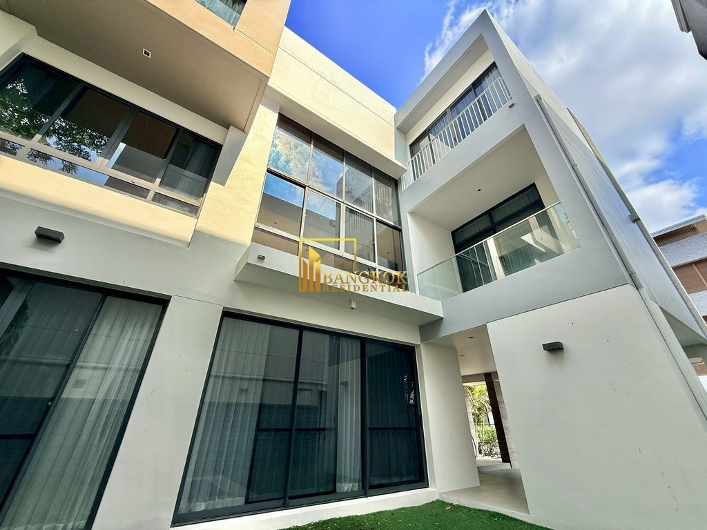 รูป Parc Priva | Beautiful Luxury House For Rent in Ratchada Area - BR27729SH - รูปที่ 43/56