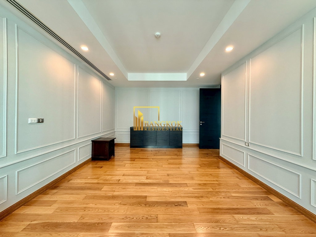 รูป Ideal 24 | Beautiful 3 Bedroom Luxury Condo in Phrom Phong - BR15898CD - รูปที่ 19/58