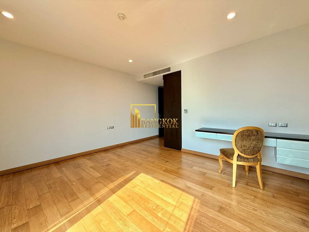รูป Ideal 24 | Beautiful 3 Bedroom Luxury Condo in Phrom Phong - BR15898CD - รูปที่ 34/58