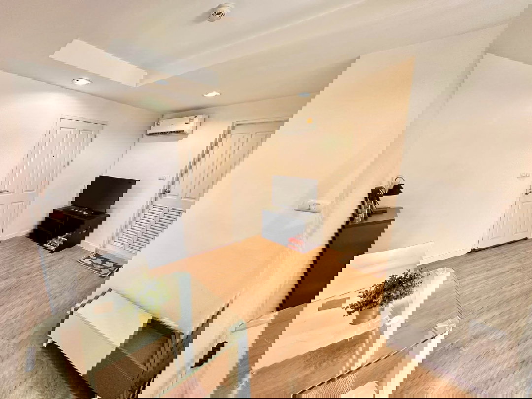 รูป code : H230 ว่างแล้ว!! คอนโดให้เช่า เดอะ คริส 7 รัชดา ซอย 17 (The Kris 7 Ratchada 17) | ใกล้ MRT สุทธิสาร 500 ม. ห้องส่วนตัว ตรงข้ามทางหนีไฟ - รูปที่ 3/14