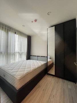 WS7195 🔥 Condo for rent: XT Huaikhwang, near MRT Huai Khwang. Rent only 22,000 THB/month.
