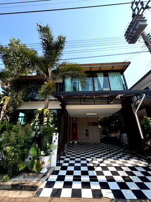 ขายบ้านเดี่ยว : 🔥ขายด่วน หมู่บ้านเบญญาภา คาซ่า มอเตอร์เวย์สุวรรณภูมิ-ลาดกระบัง 🏡บ้านเดี่ยว 2ชั้น ทำเลดี ใกล้สุวรรณภูมิ-ลากกระบัง เดินทางสะดวกสบาย