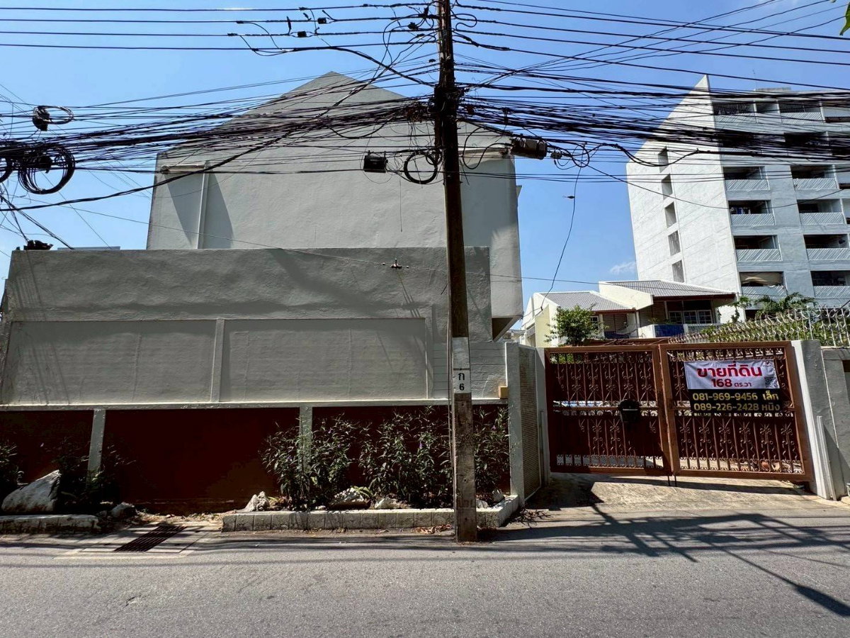 รูป ที่ดินสวยใจกลาง ทองหล่อ - เอกมัย ถนนสุขุมวิท เอกมัย ซ.12  ที่ดินขนาด 168 ตร.วา. หน้ากว้างถึง 14 ม. ลึก 53 เมตร  ราคา 58.5ลบ. - รูปที่ 5/19