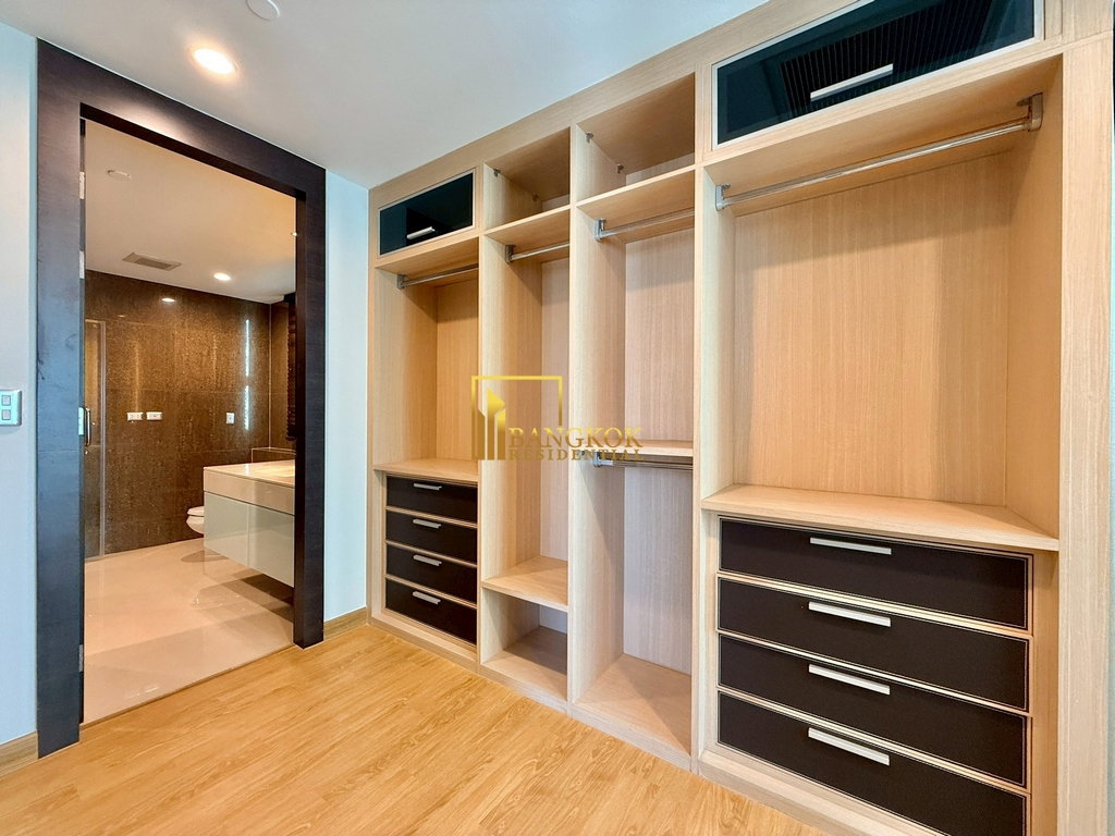 รูป Ideal 24 | Beautiful 3 Bedroom Luxury Condo in Phrom Phong - BR15898CD - รูปที่ 40/58