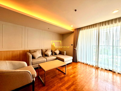 Apartment building for rent BTS Asok : Luxurious 3 Bedroom Apartment For Rent in Nana - BR20983AP