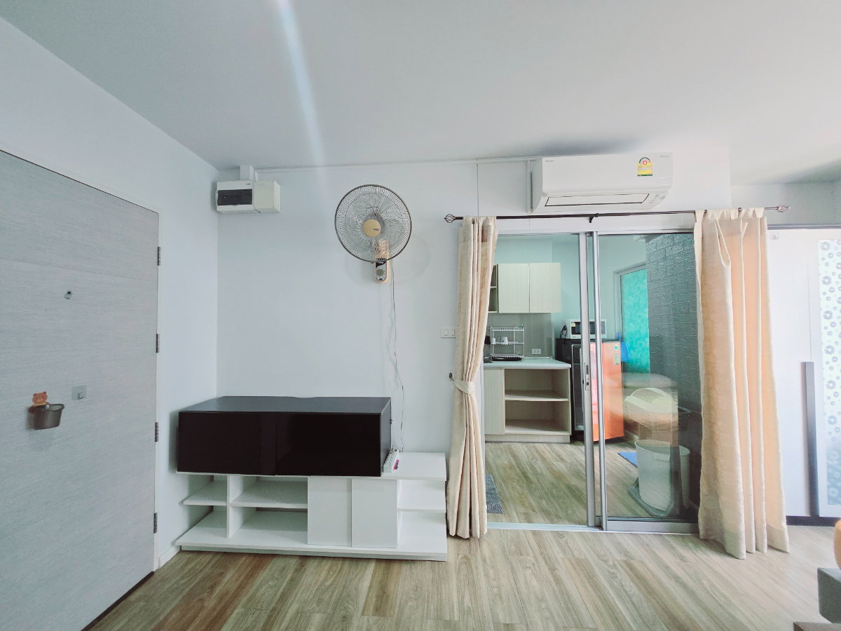 รูป ให้เช่า ISSI condo Suksawat อิซซี่ คอนโด สุขสวัสดิ์ วิวสระว่ายน้ำ โทร 0919494987 มีเครื่องซักผ้า ฟรี wifi - รูปที่ 3/14