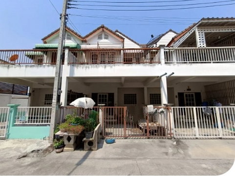 FOR SALE  TOWNHOUSE PROPERTY  1106000 BAHT.