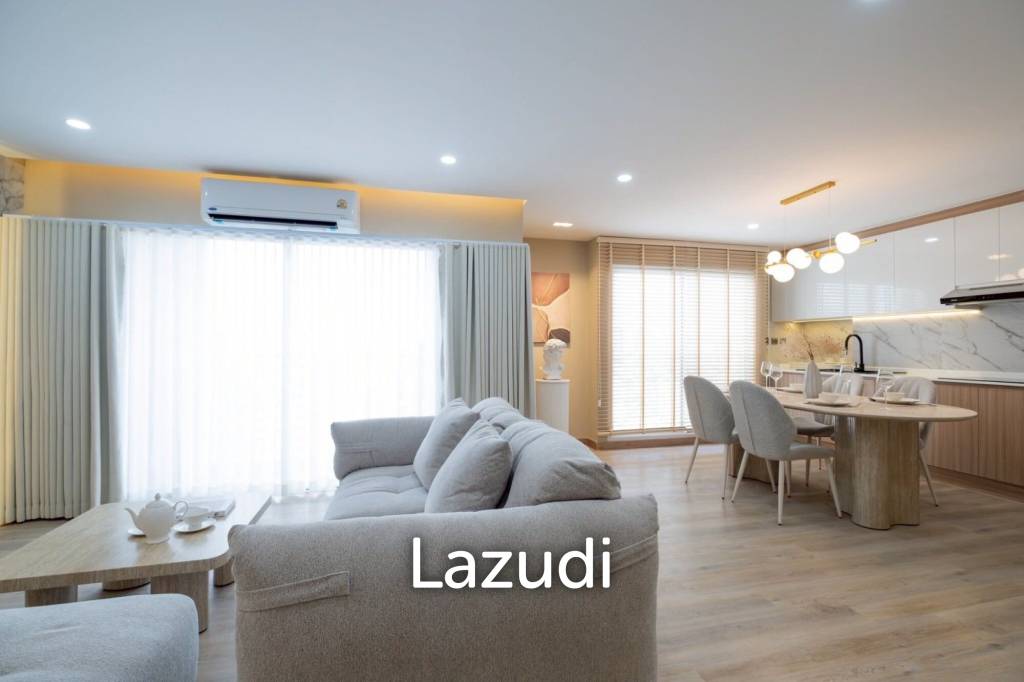 รูป 83.0 ตร.ม.  2 ห้องนอน  2 ห้องน้ำ คอนโดสำหรับ ขายใน คลองตันเหนือ - รูปที่ 1/21