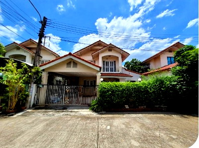 Houses for sale Thanyarat School : FOR SALE  HOUSE PROPERTY  2061000 BAHT.