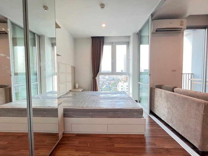 รูป 💖💖 ให้เช่าคอนโด ชีวาทัย อินเตอร์เชนจ์ (Chewathai Interchange) /1 ห้องนอน ขนาด 27 ตรม ราคา 12,000 บาท/ สนใจสอบถามได้นะคะ Line ID = atfirm2010💖💖 - รูปที่ 9/14