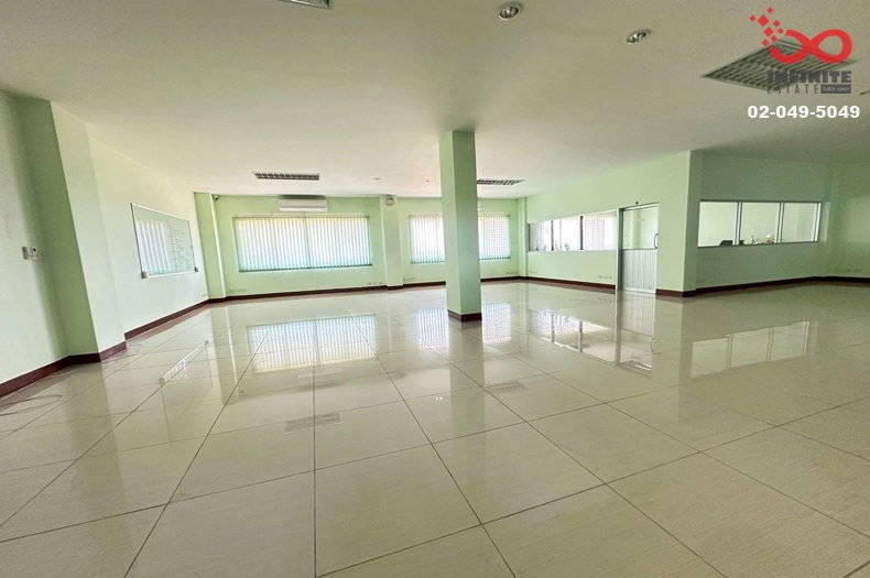 รูป ขายอาคาร 5 ชั้น 2,100 ตรม. 310 ตร.ว. เฉลิมพระเกียรติ ร.9 ซอย 28 ประเวศ ใกล้ทางด่วน มอร์เตอร์เวย์ - รูปที่ 12/15