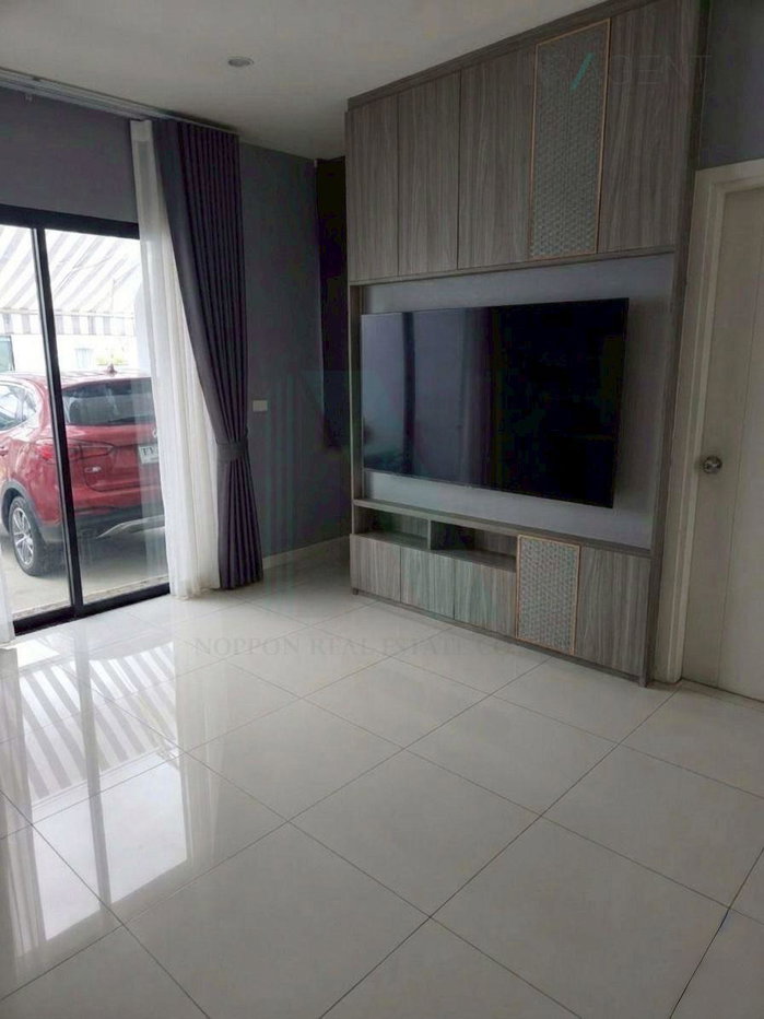 รูป 📌 ให้เช่าทาวน์เฮาส์ 3 ชั้น ไอเจ้นท์ พระราม 9 3 ห้องนอน 4 ห้องน้ำ - รูปที่ 3/8