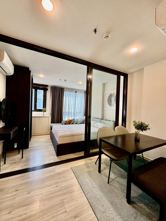 รูป CD285/ปล่อยเช่า XT Huai Khwang ห้องสวย ชั้น 11 เฟอร์นิเจอร์ครบ พร้อมเข้าอยู่ทันที - รูปที่ 2/5