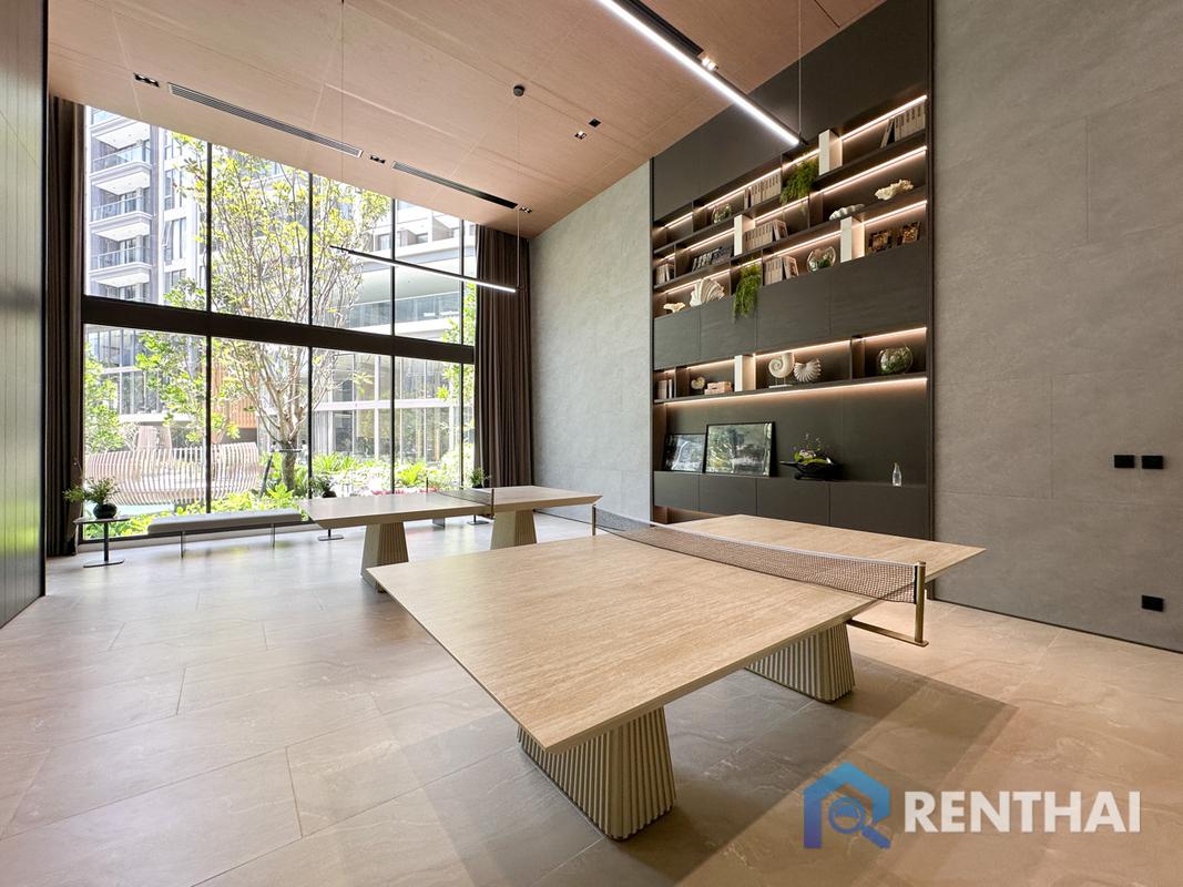 รูป สัมผัสการใช้ชีวิตสุดหรูคอนโดติดหาดพัทยา - รูปที่ 20/25