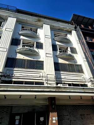 เช่าอาคารพาณิชย์ สถาบันการบินพลเรือน : HR3401ให้เช่าตึกแถว เพิ่งรีโนเวทใหม่ ใกล้ MRT บางซ่อน พื้นที่กว้าง จอดรถสะดวก เชื่อมต่อทุกการเดินทาง ตอบโจทย์ทั้งธุรกิจและอยู่อาศัย