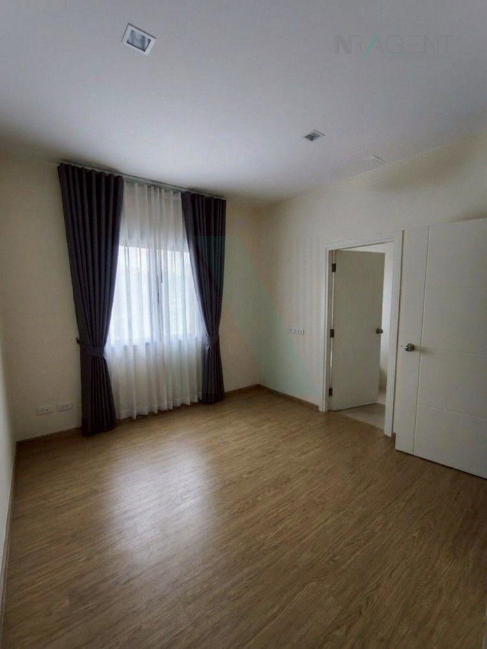 รูป 📌 ให้เช่าทาวน์เฮาส์ 3 ชั้น ไอเจ้นท์ พระราม 9 3 ห้องนอน 4 ห้องน้ำ - รูปที่ 8/8