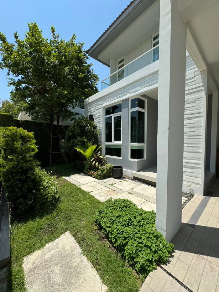รูป RS5842 ให้เช่าบ้านเดี่ยวหรู มัณฑนา บางนา-วงแหวน (รามคำแหง 2)บ้านสไตล์โมเดิร์น แต่งครบ พร้อมอยู่  - รูปที่ 2/21