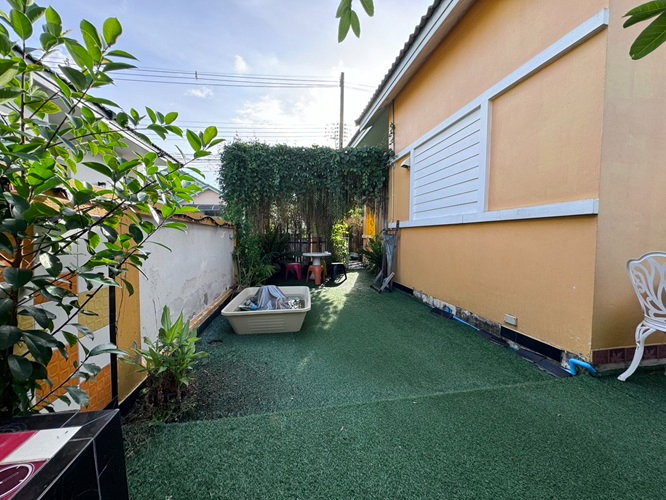 รูป N182 ขายบ้านแฝดชั้นครึ่งบ้านหลังมุม พร้อมเฟอร์ หมู่บ้านสินทรัพย์ 2 ถนนรังสิตนครนายกคลอง 4 บ้านหลังมุมน่าอยู่ตกแต่งแนวสวนแบบธรรมชาติ มีพื้นที่ข้างบ้าน  - รูปที่ 10/26