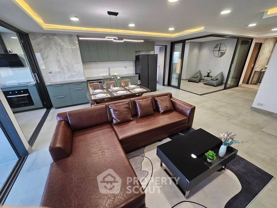 รูป คอนโด 3-ห้องนอน ที่ เดอะวอเตอร์ฟอร์ด ไดมอน ทาวเวอร์ สุขุมวิท ใกล้ BTS พร้อมพงษ์ (ID 2816096) - รูปที่ 4/30