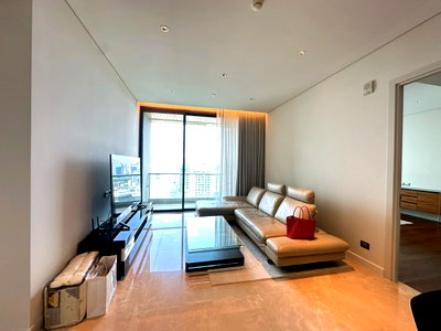 คอนโดให้เช่า : +++เช่าด่วน+++ Sindhorn Residence** 2 ห้องนอน ขนาด 117 ตร.ม.