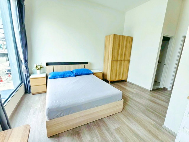 รูป เมกาบางนา 2 กม. ใกล้ตลาดบางแก้ว 1 กม.18ตร.วา. 145ตร.ม สนามกอล์ฟเมืองแก้ว1.7กม วัดคลองปลัดเปรียง 1.1กม. ทาวน์เฮ้าส์ 2ชั้น ให้เช่า 2นอน 2น้ำ - รูปที่ 6/8