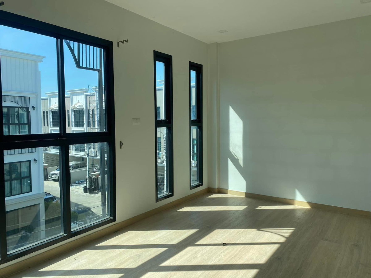 รูป ✨ ทาวน์โฮม 3 ชั้นให้เช่า โครงการ ETERNITY TOWN PRIMROSE วัชรพล – สายไหม 3 ห้องนอน 4 ห้องน้ำ บ้านสภาพใหม่ทั้งหลัง ทำเลศักยภาพ ใกล้ทางด่วน - รูปที่ 5/6