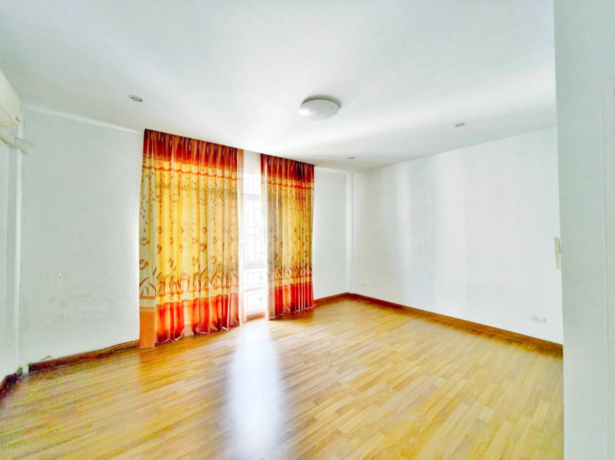 รูป ขายทาวน์โฮม3ชั้น ลาดพร้าว 101 หมู่บ้านศิรินโฮม หลังมุม พื้นที่28.1ตรว.เพียงแค่4.7ล้าน ใกล้รถไฟฟ้าสายสีเหลือง-สถานีลาดพร้าว 101  - รูปที่ 10/22